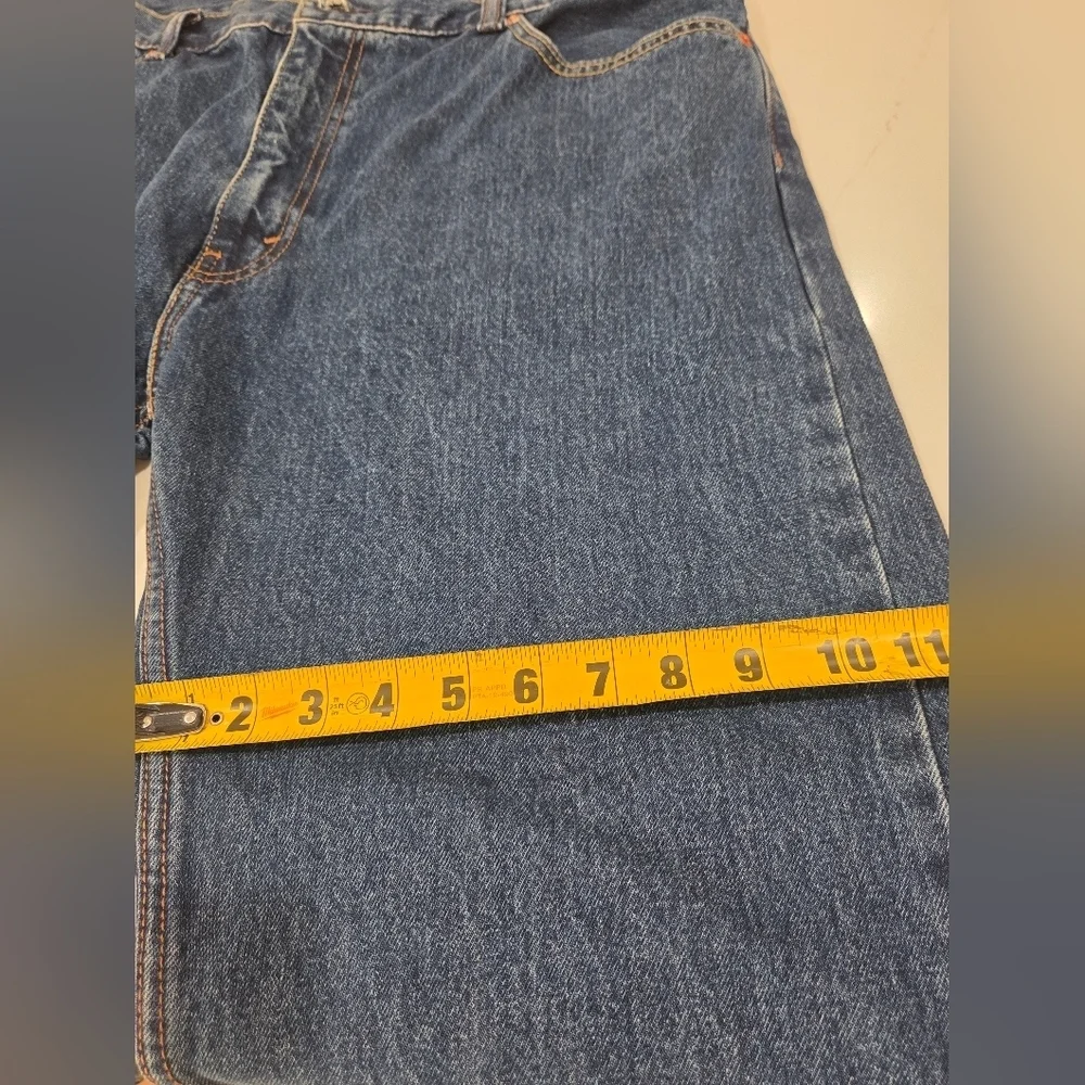 Levi's Classic 505 Men's Regular Straight Blue Jeans NWT.